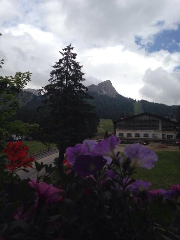 Hotel Scoiattolo Selva di Val Gardena Room photo